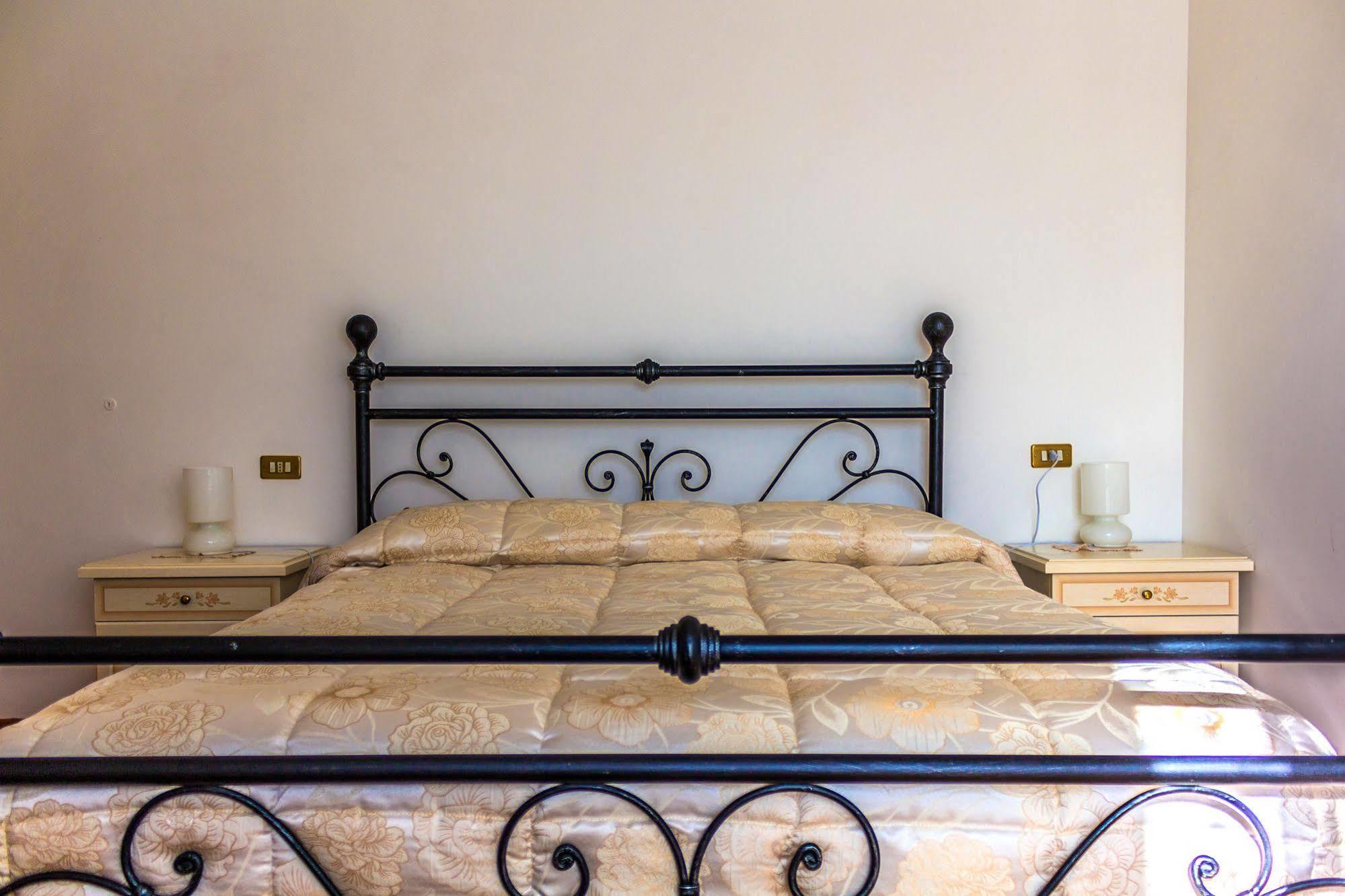 Le Monachette Panzió Ascoli Piceno megye Kültér fotó